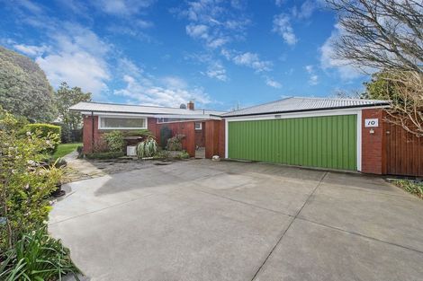 Photo of property in 10 Burrows Place, Ilam, Christchurch, 8041