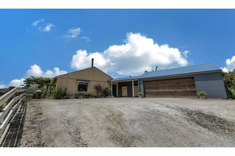 Photo of property in 11 Pineview Lane, Helensville, 0875
