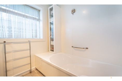 Photo of property in 271 Selwyn Street, Marchwiel, Timaru, 7910