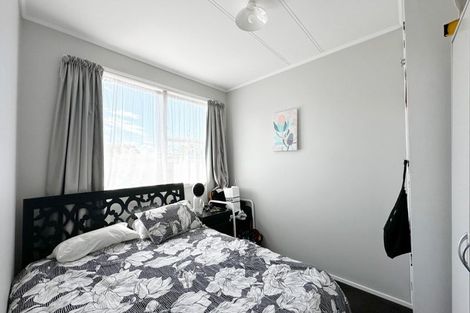 Photo of property in 18 Lingfield Street, Glenfield, Auckland, 0629