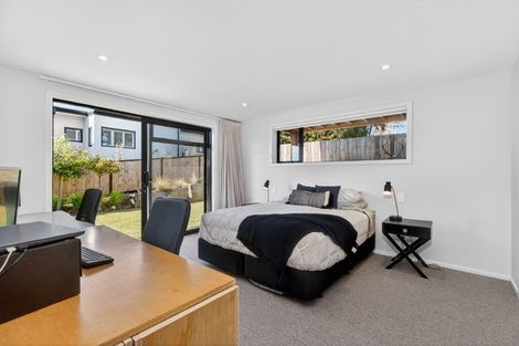 Photo of property in 8 Landsborough Lane, Wanaka, 9305