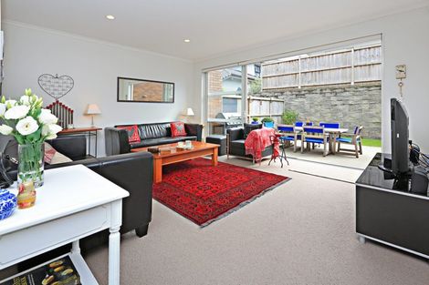 Photo of property in 15 Baber Drive, Stonefields, Auckland, 1072