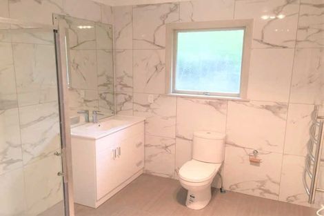 Photo of property in 10 Hampton Place, St Andrews, Hamilton, 3200