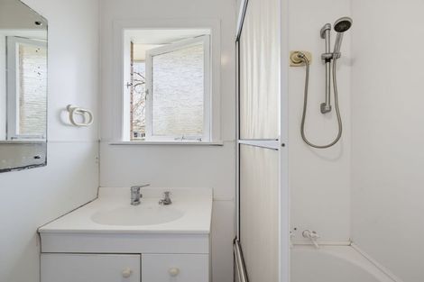 Photo of property in 43 Nevada Road, Silverdale, Hamilton, 3216