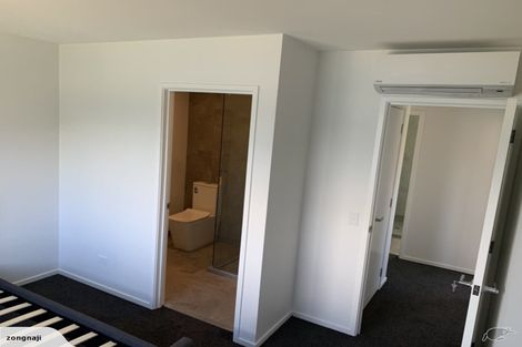 Photo of property in 4 Luckie Lane, Queenstown Hill, Queenstown, 9300