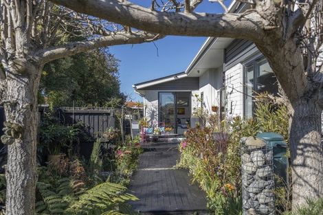Photo of property in 1/328 Main North Road, Redwood, Christchurch, 8051