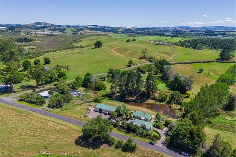 Photo of property in 964 Churchill Road, Pukekawa, Tuakau, 2696