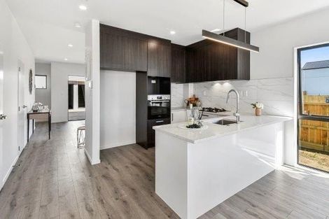 Photo of property in 53 Kairakau Street, Papakura, 2110