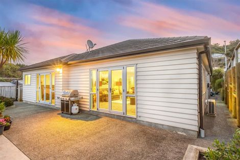 Photo of property in 53 Staithes Drive North, Whitby, Porirua, 5024