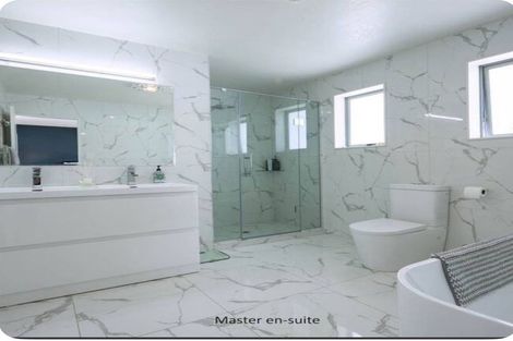 Photo of property in 20d Kaurilands Road, Titirangi, Auckland, 0604