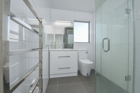 Photo of property in 169d Wallace Road, Mangere Bridge, Auckland, 2022