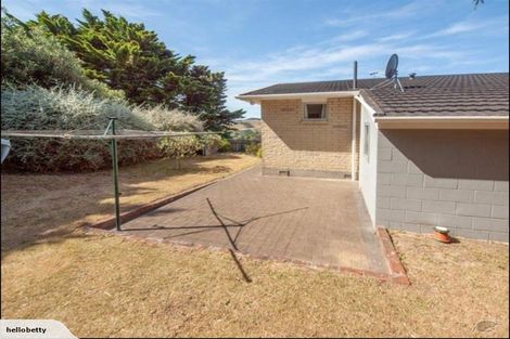 Photo of property in 17 Hawtrey Terrace, Churton Park, Wellington, 6037