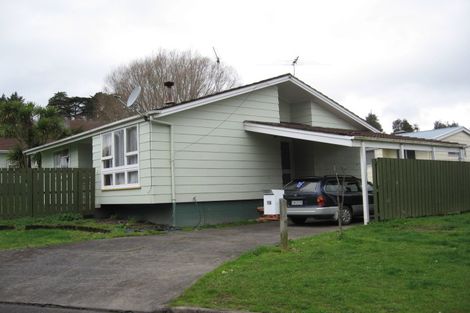 Photo of property in 10 Fulmen Place, Red Hill, Papakura, 2110