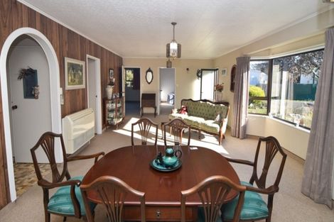 Photo of property in 1/1 De Lacey Lane, Carterton, 5713