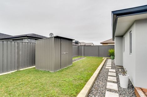 Photo of property in 60 Eriksen Road, Te Awa, Napier, 4110