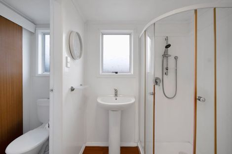 Photo of property in 5a Oleander Place, Bell Block, New Plymouth, 4312