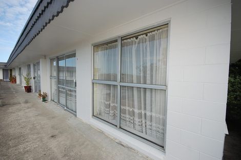 Photo of property in 8/19a Verbena Road, Birkdale, Auckland, 0626