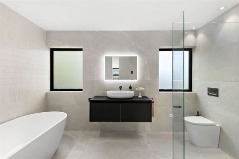 Photo of property in 114a Paparoa Street, Papanui, Christchurch, 8053