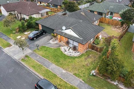 Photo of property in 47 Sandwick Drive, Weymouth, Auckland, 2103
