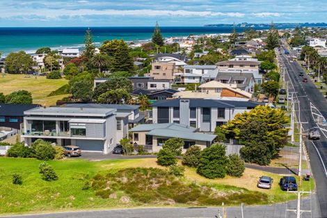 Photo of property in 1009 Papamoa Beach Road, Papamoa Beach, Papamoa, 3118