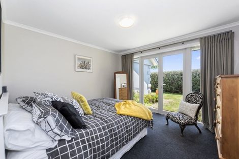 Photo of property in 22 Nielsen Gardens, Rototuna, Hamilton, 3210