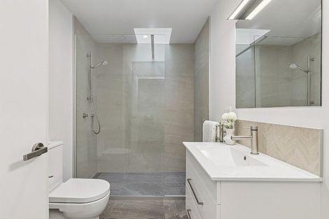 Photo of property in 28 Holystone Road, Whitby, Porirua, 5024