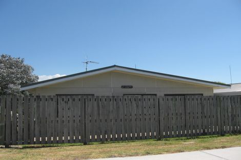 Photo of property in 348 Pukehina Parade, Pukehina, Te Puke, 3189