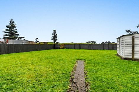 Photo of property in 16 Manchester Street, Patea, 4520