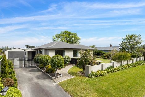 Photo of property in 28 Riccarton Road East, East Taieri, Mosgiel, 9024