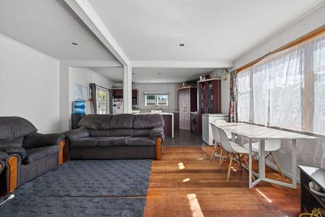 Photo of property in 1a Wellington Street, Feilding, 4702