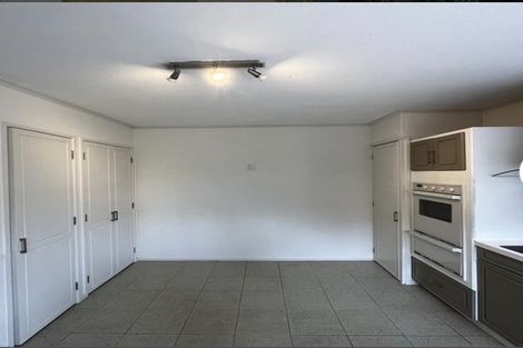 Photo of property in 6 Monet Grove, West Harbour, Auckland, 0618