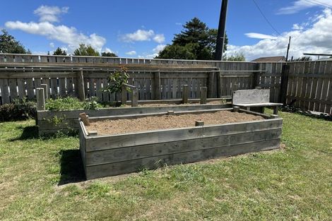 Photo of property in 2 York Street, Eltham, 4322