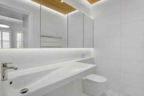 Photo of property in 15 Reimers Avenue, Mount Eden, Auckland, 1024