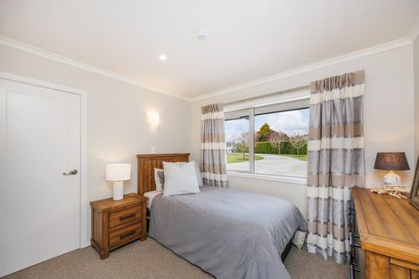 Photo of property in 25 Roots Street East, Feilding, 4702