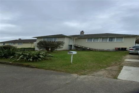 Photo of property in 60 Tremewan Street, Tawa, Wellington, 5028