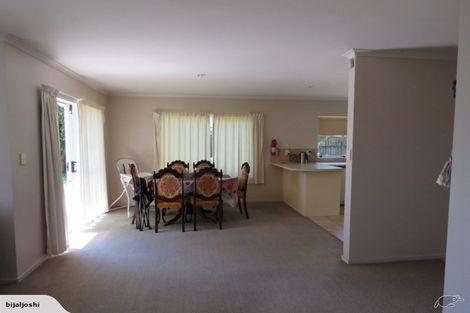 Photo of property in 8a Sandspit Road, Waiuku, 2123