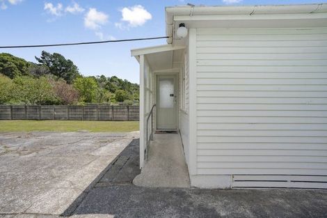 Photo of property in 52 Dover Road, Wainuiomata, Lower Hutt, 5014