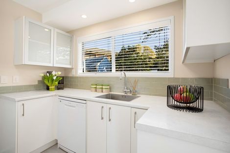 Photo of property in 1/13 Redwing Street, Browns Bay, Auckland, 0630