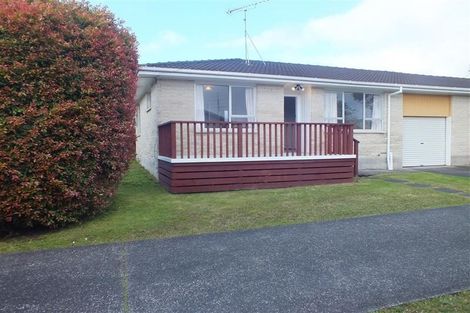 Photo of property in 1/1 Doment Crescent, Orewa, 0931