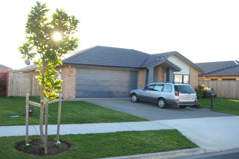 Photo of property in 5 Belfry Place, Wattle Downs, Auckland, 2103