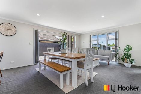 Photo of property in 39 Sunningdale Street, Wattle Downs, Auckland, 2103
