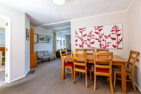 Photo of property in 13 Lookout Drive, Laingholm, Auckland, 0604