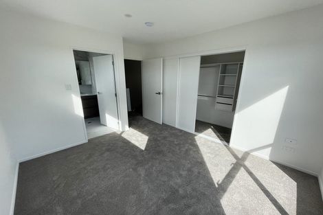 Photo of property in 13d Glendhu Road, Bayview, Auckland, 0629