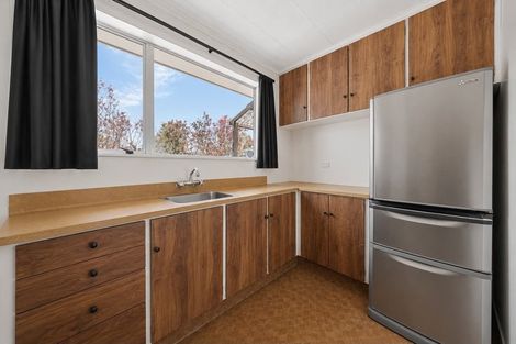 Photo of property in 81 Awanui Street, Merrilands, New Plymouth, 4312