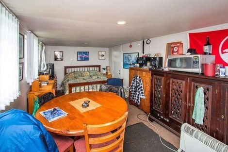 Photo of property in 15 Surrey Street, Manurewa, Auckland, 2102