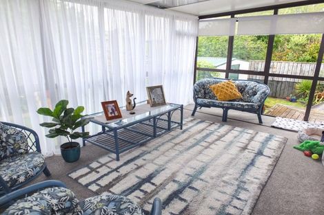 Photo of property in 4 Malthus Place, Foxton Beach, Foxton, 4815