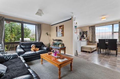 Photo of property in 121 Forest Lake Road, Forest Lake, Hamilton, 3200