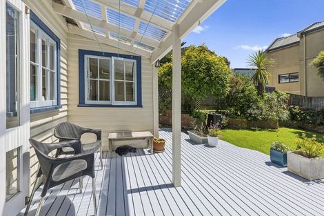 Photo of property in 10 Hall Street, Newtown, Wellington, 6021