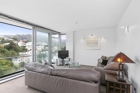Photo of property in Montreaux Apartments, 9g/164 The Terrace, Wellington Central, Wellington, 6011