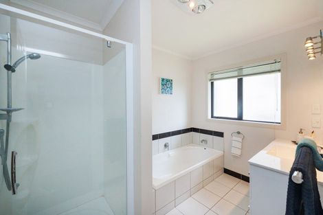 Photo of property in 31 Charles Cross Street, Longburn, Palmerston North, 4412